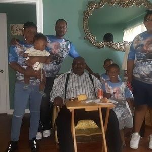 Meet your Posher, Derick